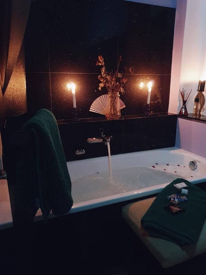 Le Corti 2 Apartment อาเลสซานเดรีย ภายนอก รูปภาพ